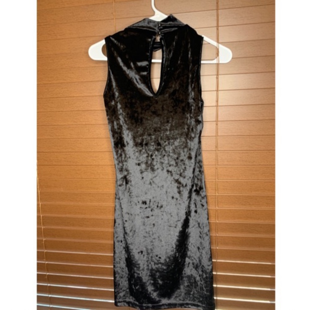 BeniSSimo Black Velvet Dress